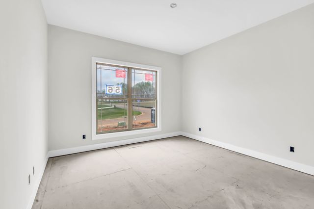 402 N Starwood Ct, Clarksville, TN 37042