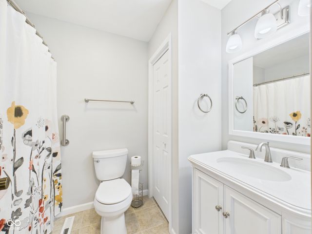 1010 Ivywood Court, New Castle, IN 47362