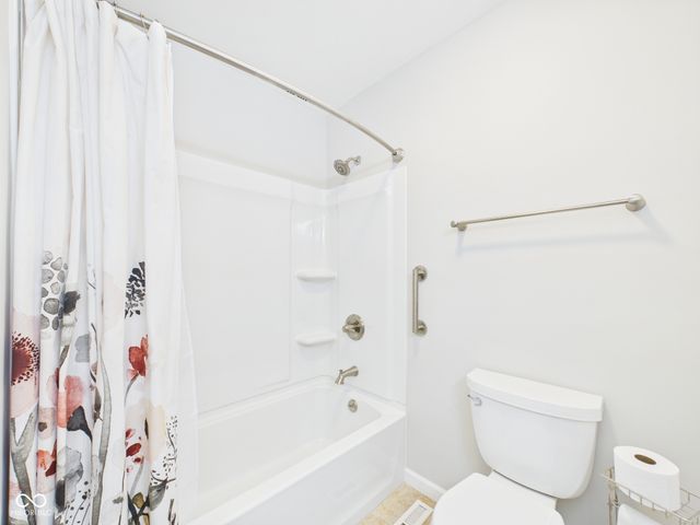 1010 Ivywood Court, New Castle, IN 47362