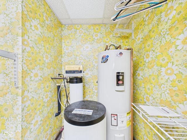 1010 Ivywood Court, New Castle, IN 47362