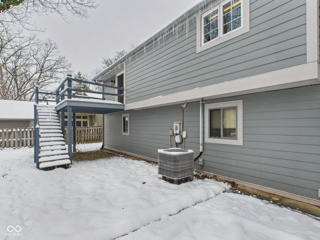 1010 Ivywood Court, New Castle, IN 47362