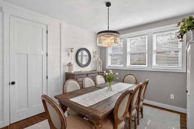 79 Neshobe Rd, Mashpee, MA 02649