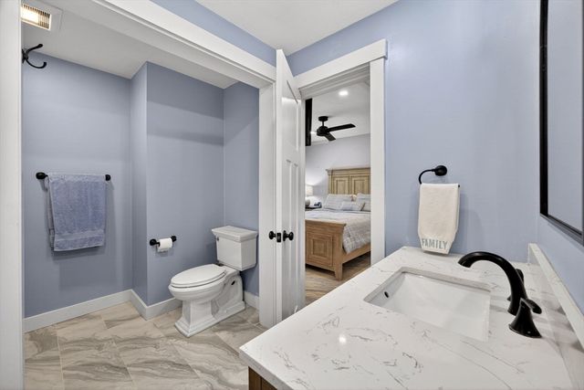 79 Neshobe Rd, Mashpee, MA 02649