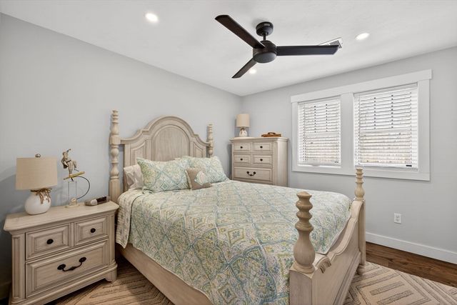 79 Neshobe Rd, Mashpee, MA 02649