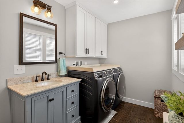 79 Neshobe Rd, Mashpee, MA 02649