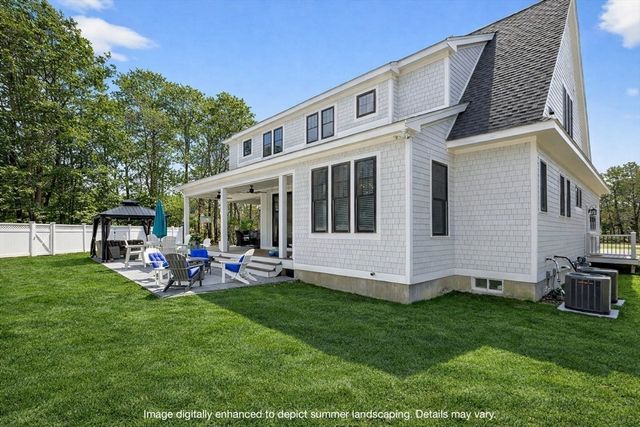 79 Neshobe Rd, Mashpee, MA 02649