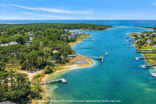 79 Neshobe Rd, Mashpee, MA 02649