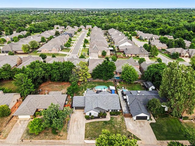 2508 Valley Brook Drive, Edmond, OK 73034