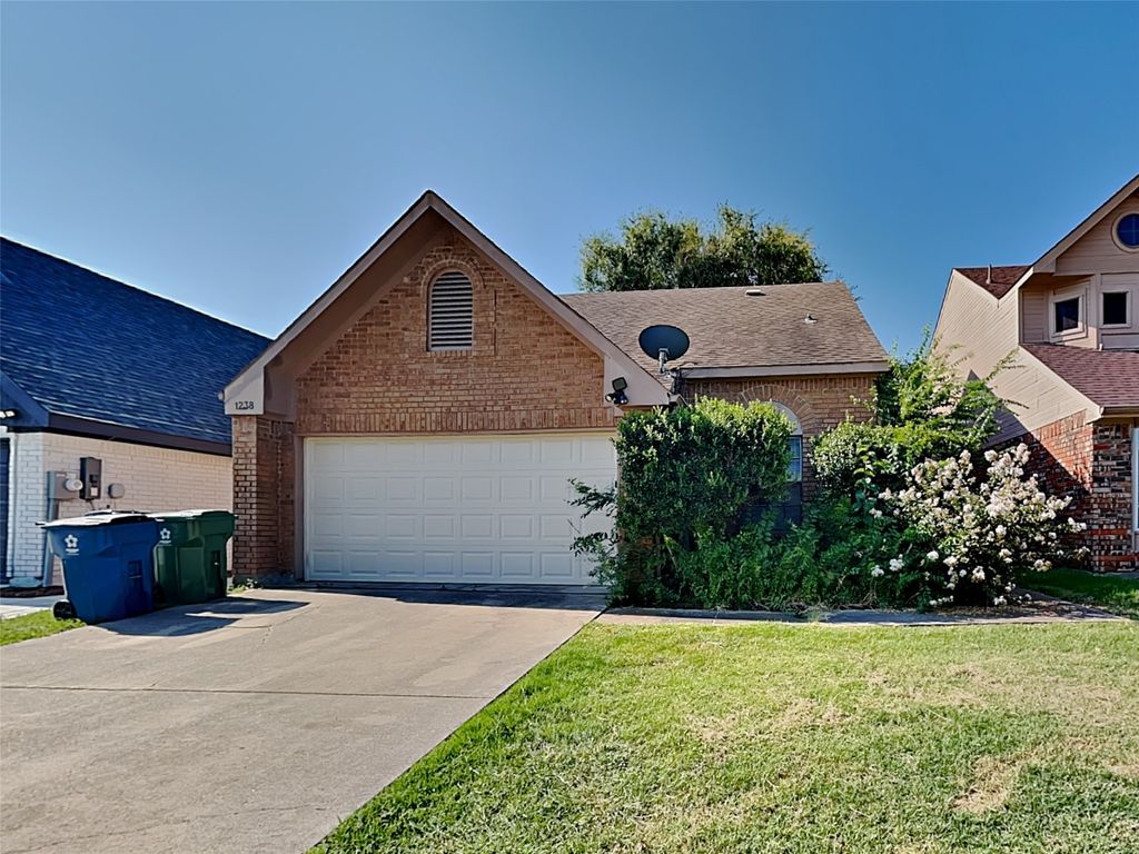 1238 Settlers Way, Lewisville, TX 75067