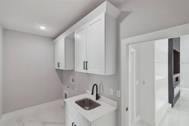 30807 QUINCE AVENUE, Eustis, FL 32736