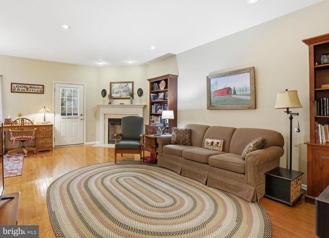 483 BUCHANAN RD, Perkasie, PA 18944