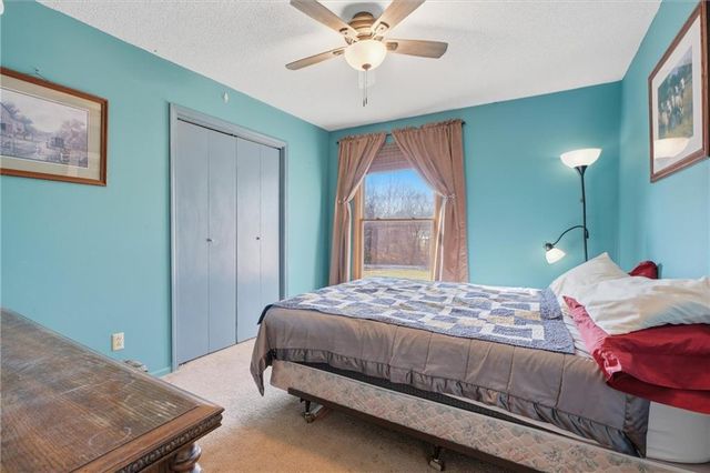 15806 NE 176th Street, Holt, MO 64048