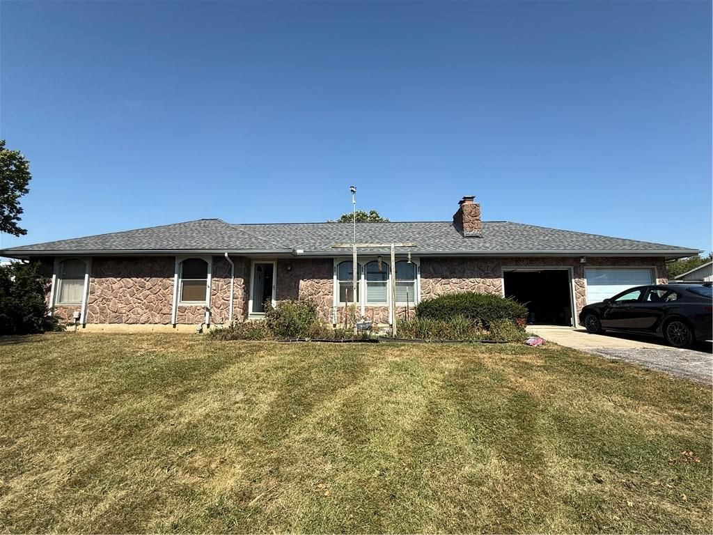 15806 NE 176th Street, Holt, MO 64068