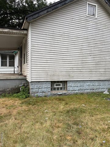 15845 Alden Street, Detroit, MI 48238
