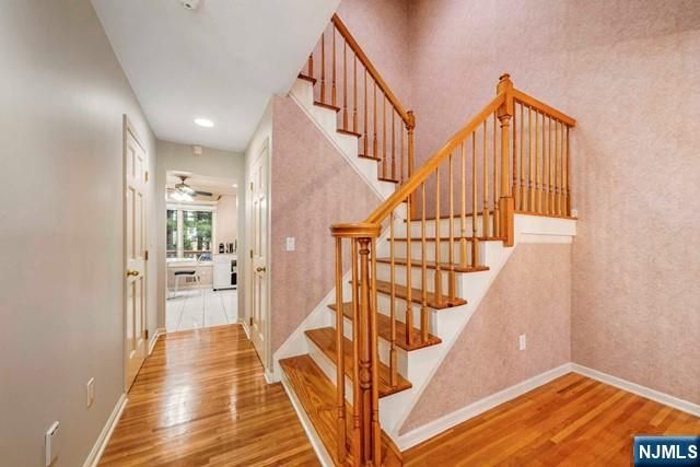 74 Lakeview Drive, Old Tappan, NJ 07675