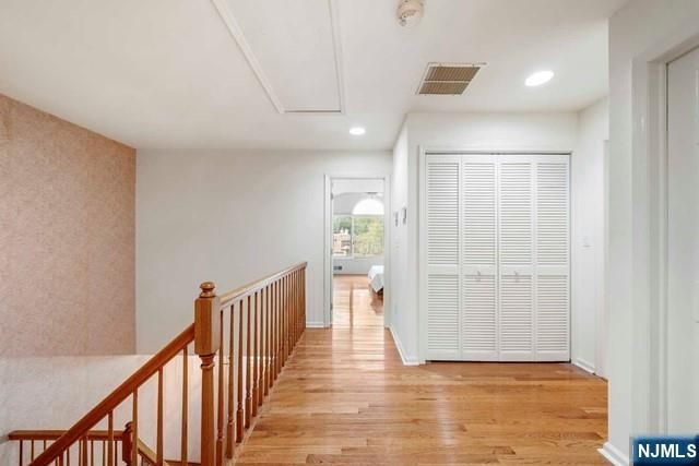 74 Lakeview Drive, Old Tappan, NJ 07675