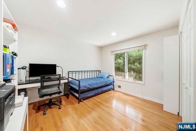 74 Lakeview Drive, Old Tappan, NJ 07675