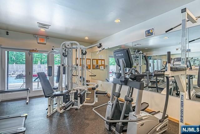 74 Lakeview Drive, Old Tappan, NJ 07675