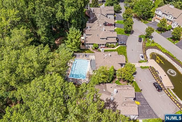 74 Lakeview Drive, Old Tappan, NJ 07675