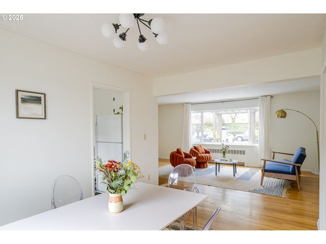 2355 Sw CEDAR St 9, Portland, OR 97205