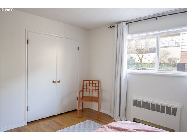 2355 Sw CEDAR St 9, Portland, OR 97205