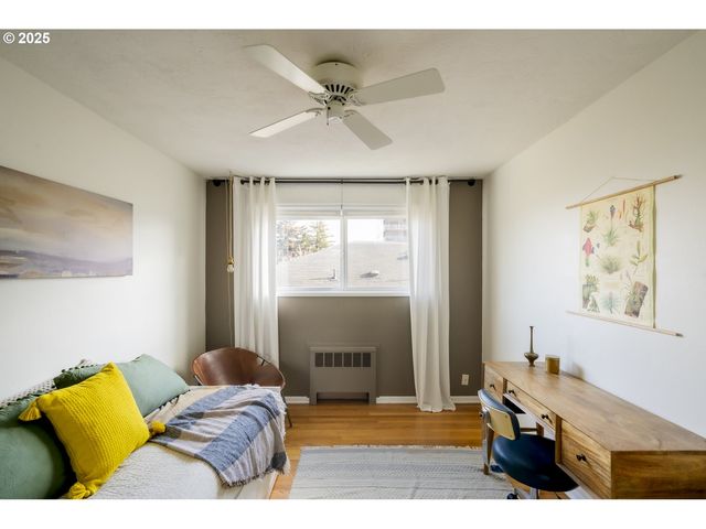 2355 Sw CEDAR St 9, Portland, OR 97205