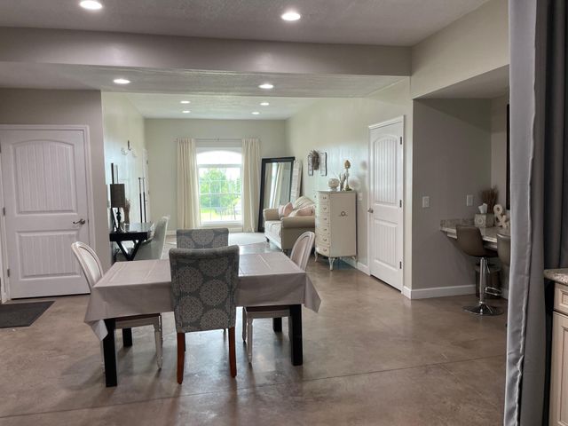 54 Burdette Knob Road, Lancaster, KY 40444
