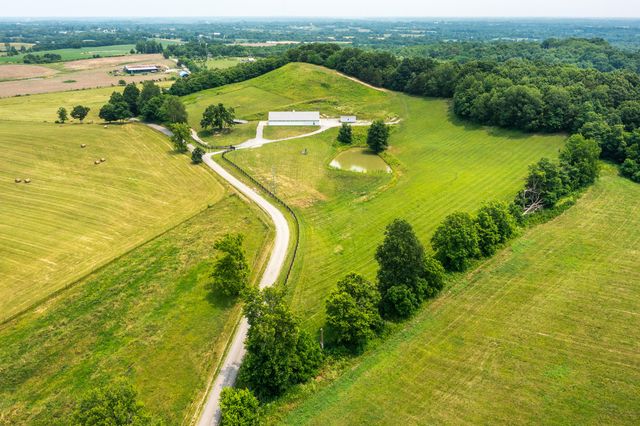54 Burdette Knob Road, Lancaster, KY 40444