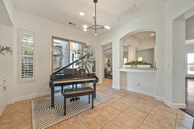 1620 Bella Cir, Lincoln, CA 95648