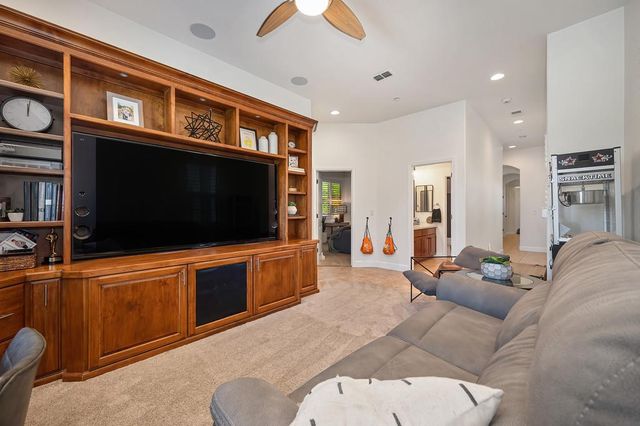 1620 Bella Cir, Lincoln, CA 95648