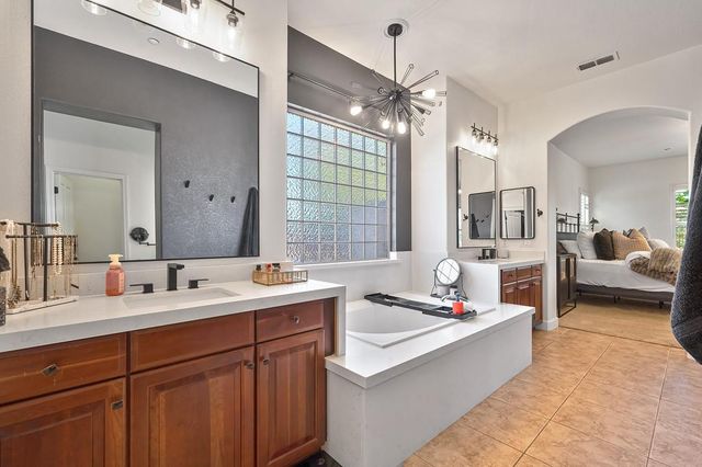 1620 Bella Cir, Lincoln, CA 95648