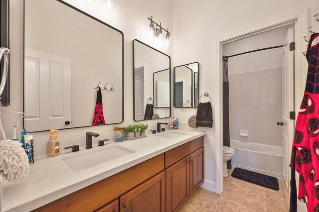 1620 Bella Cir, Lincoln, CA 95648