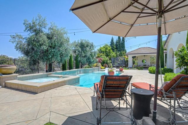 1620 Bella Cir, Lincoln, CA 95648