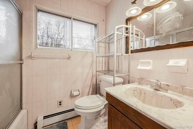 25 Teneyck Avenue, Greenwood Lake, NY 10925