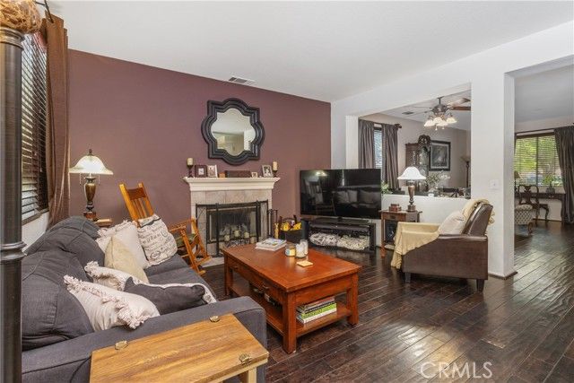 23 Red Coat Place, Irvine, CA 92602