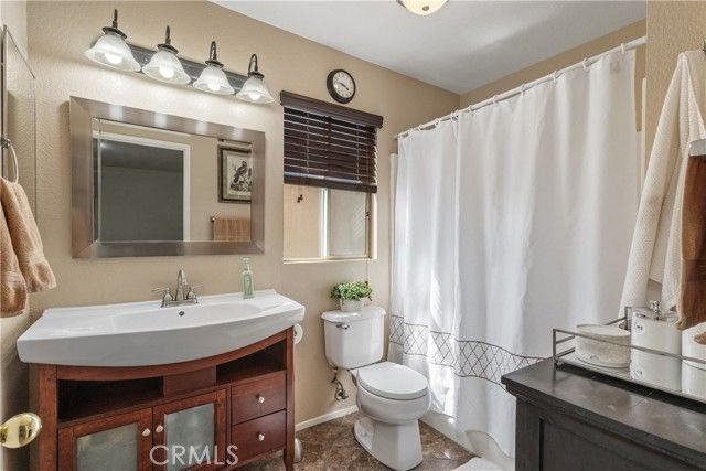 23 Red Coat Place, Irvine, CA 92602