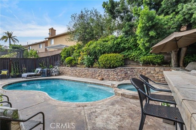 23 Red Coat Place, Irvine, CA 92602