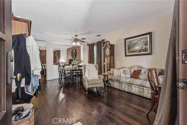 23 Red Coat Place, Irvine, CA 92602