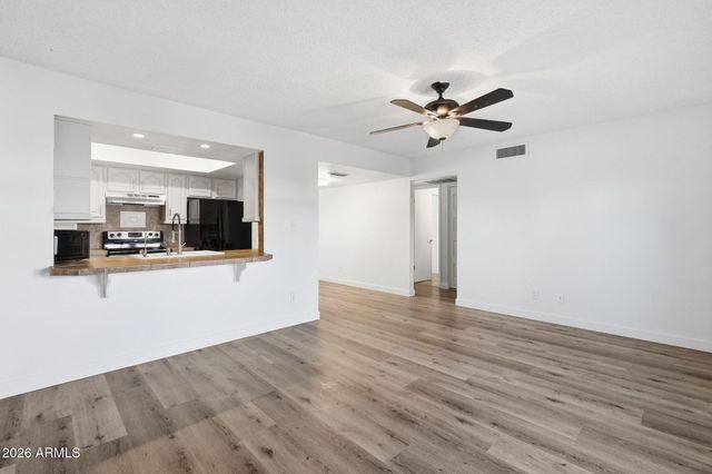 5902 N GRANITE REEF Road, Scottsdale, AZ 85250