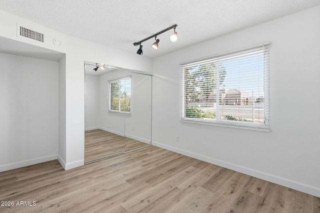 5902 N GRANITE REEF Road, Scottsdale, AZ 85250