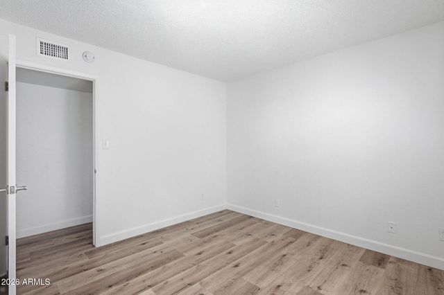 5902 N GRANITE REEF Road, Scottsdale, AZ 85250