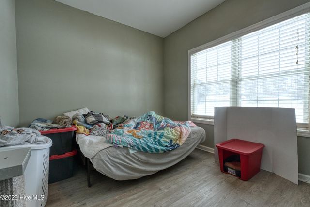 400 Whitehouse Fork Road, Swansboro, NC 28584