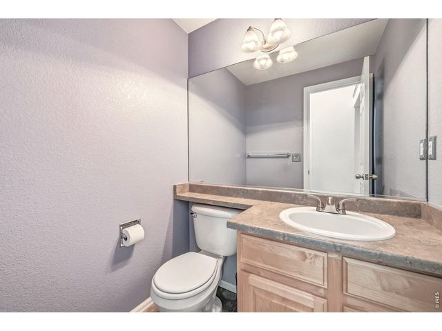 608 Peyton Dr, Fort Collins, CO 80525