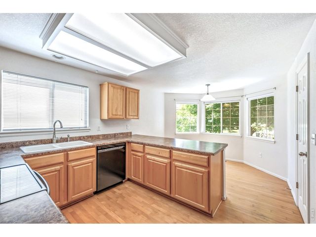 608 Peyton Dr, Fort Collins, CO 80525