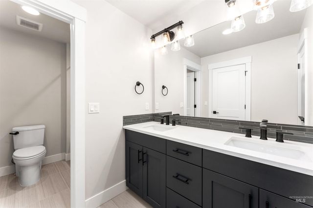 8161 Fountain Brook, Middleton, ID 83644