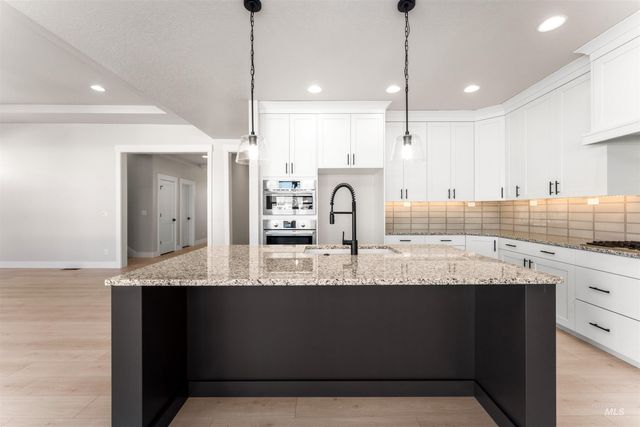 8161 Fountain Brook, Middleton, ID 83644