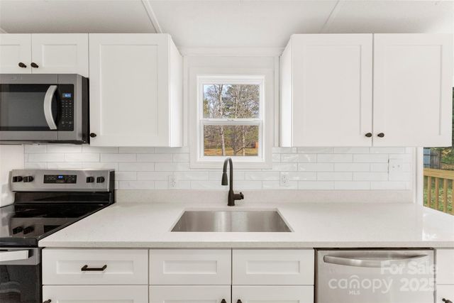 226 Muldoon Lane, Clover, SC 29710