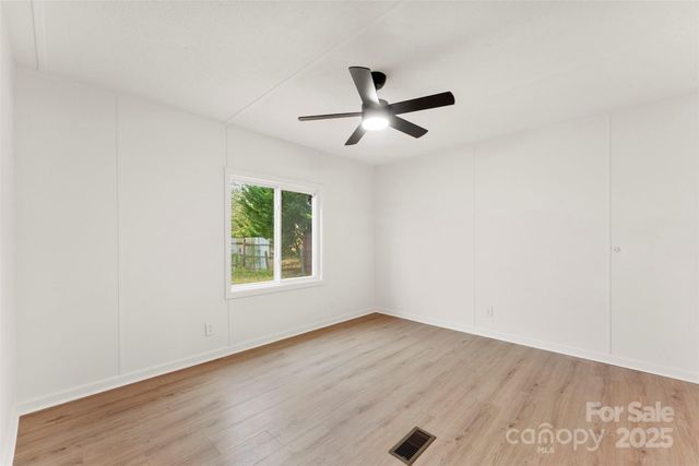 226 Muldoon Lane, Clover, SC 29710