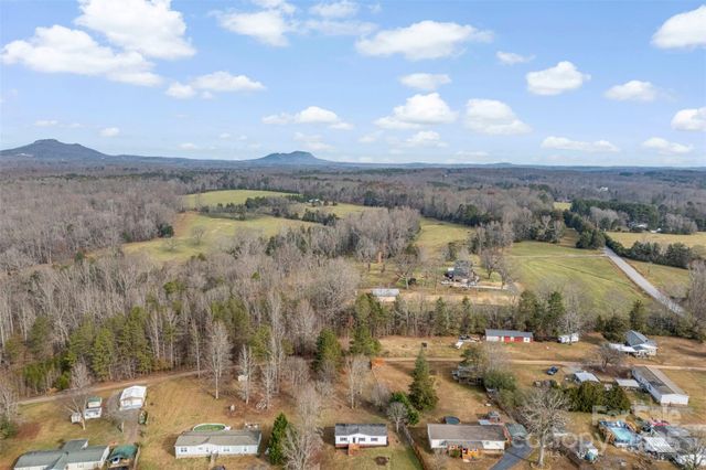 226 Muldoon Lane, Clover, SC 29710