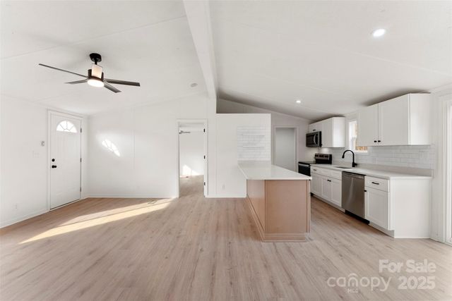 226 Muldoon Lane, Clover, SC 29710